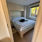 Thuizinouddorp Parel No 30 & Oester No 29 Verkoeling Aan Zee Chalet