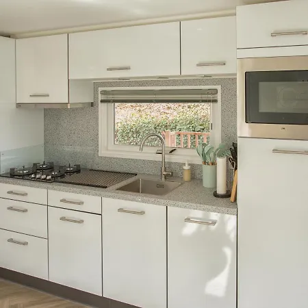 Thuizinouddorp Parel No 30 & Oester No 29 Verkoeling Aan Zee בקתה