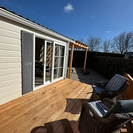 Thuizinouddorp Chalet Oester No 29 & Chalet Parel No 30 Ouddorp