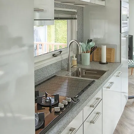 Thuizinouddorp Parel No 30 & Oester No 29 Verkoeling Aan Zee *